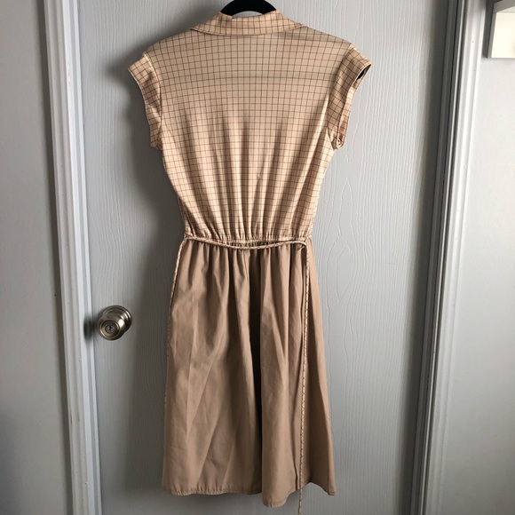 Vintage Ms. Sugar Tan Cap Sleeve Dress - Picture 6 of 8